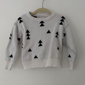 Kids White Geo Knit Intarsia Sweater with Black Triangle Pattern 100% Cotton 3y